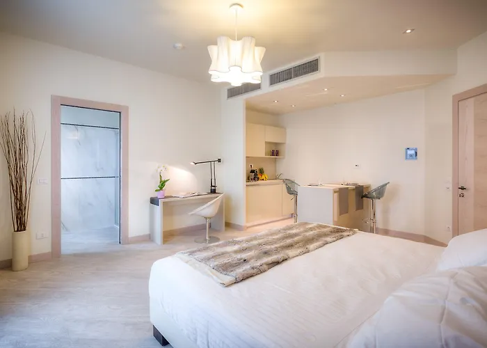 Forte16 View & Апарт-отель Флоренция